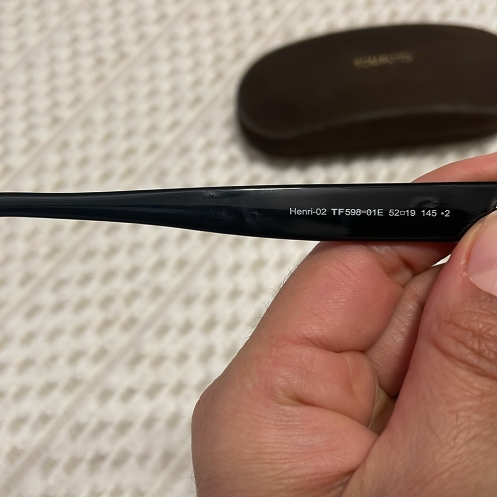 Tom Ford Henri-02 Sunglasses with Case - Picture 7 of 13